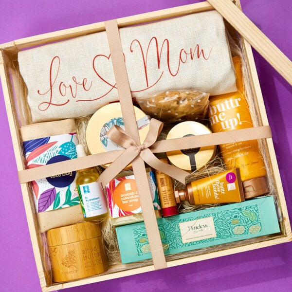 love, mom mothers day grande gift box